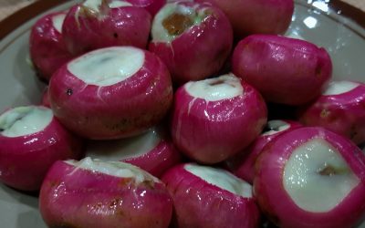 Buah Engkala adalah buah tradisional yang dimakan bersama nasi!