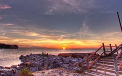 Tanjung Lobang merupakan pantai terbaik untuk lihat matahari terbenam