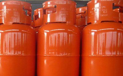 Putih, hitam dan merah akan jadi warna tong gas baru di Sarawak