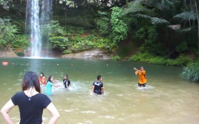 Air Terjun Latak merupakan air terjun popular di Taman Negara Lambir Hills