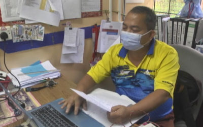 Pengorbanan cikgu Mingkul Damu, hantar bahan belajar dikala internet bermasalah