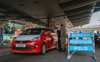 Bermula hari ini, Sarawak benarkan satu kenderaan dua orang dari rumah sama