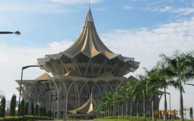 Ahli parlimen dan pegawai kerajaan Sarawak tak perlu kuarantin, hanya saringan