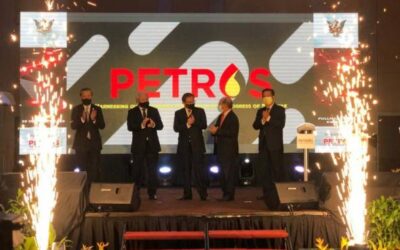 Petroleum Sarawak Bhd (PETROS) mempunyai hak milik kepada semua minyak di daratan Sarawak